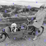 Britta und Cooper auf Sylt im Lastenrad