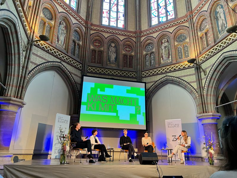 Talk über Trauer und Künstliche Intelligenz in der Kirche